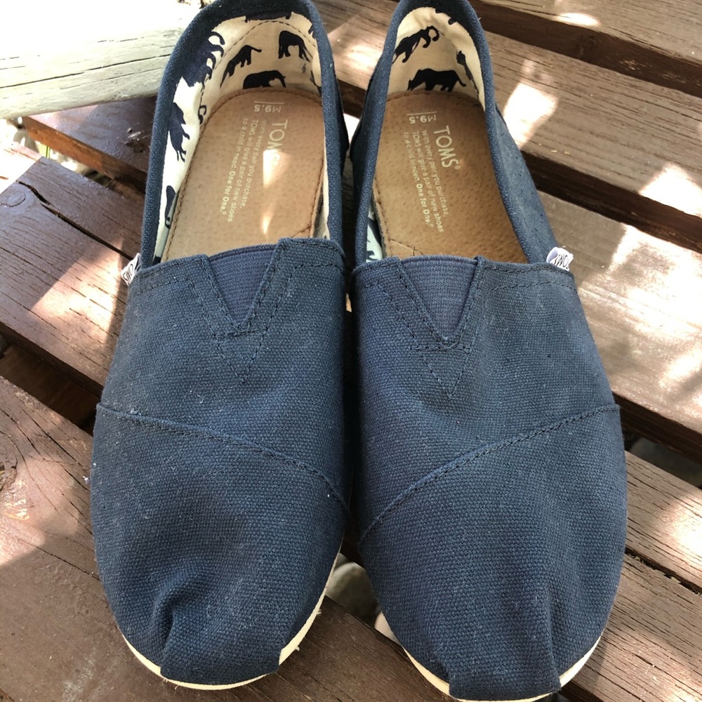 Toms Navy Blue Flats